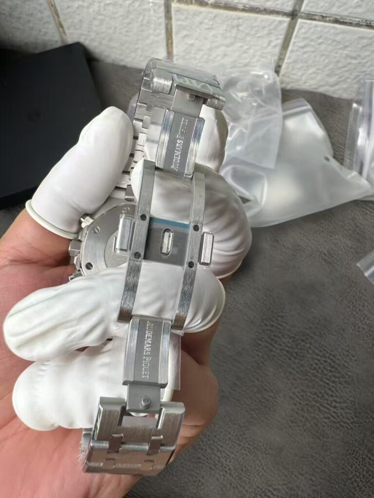 Audemars Piguet 26331 Clasp