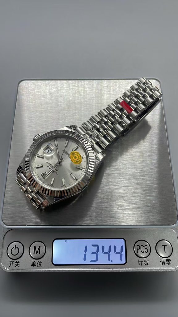 VS Datejust Weight